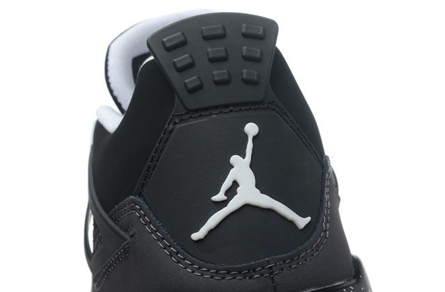  Nike Air Jordan 4 Retro
