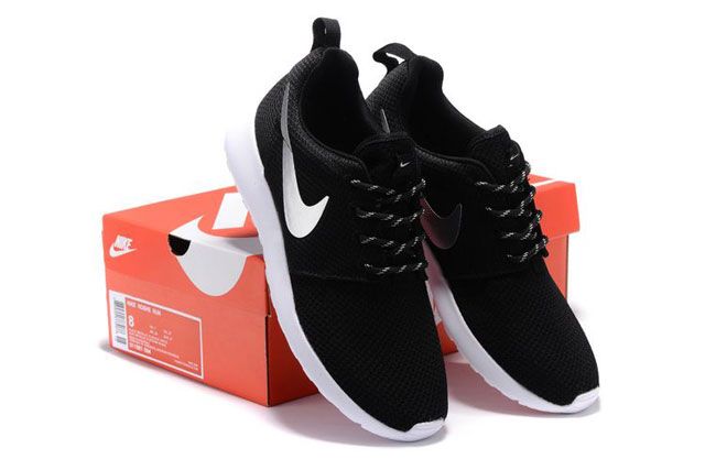  Nike Roshe Run